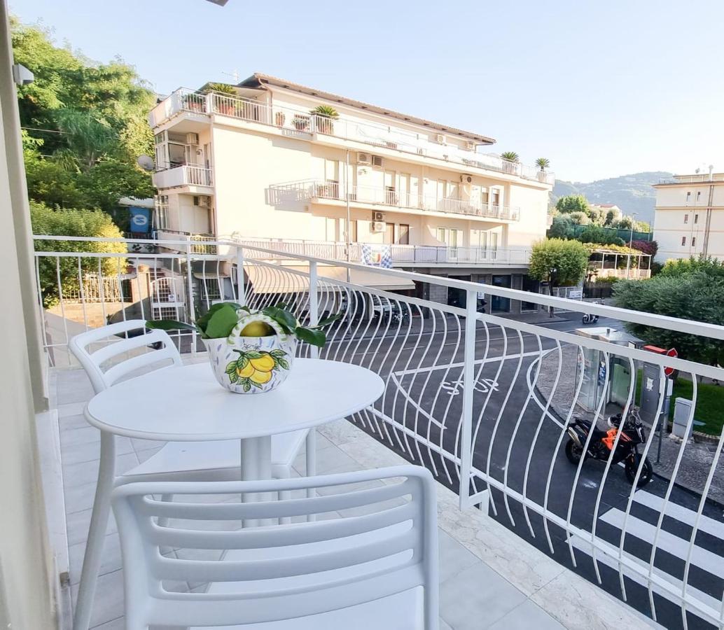 Palazzo Mauro Sorrento Luxury Rooms المظهر الخارجي الصورة